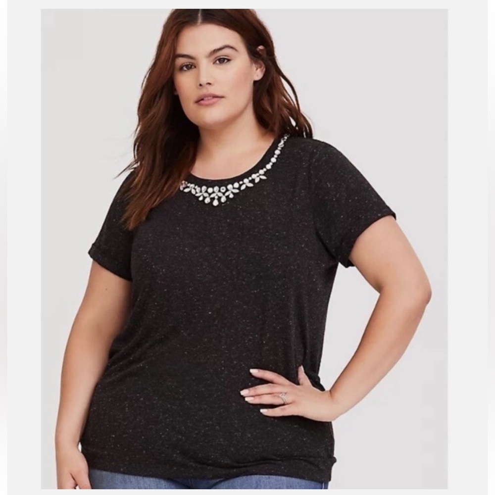 Torrid Rhinestone Embellished Classic Fit Tee in Heathered Charcoal. Size Large.